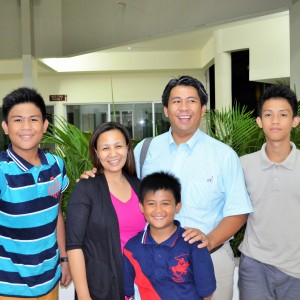 Rev. Ledehl Sallidao & family